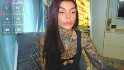 Anna online show from 04.17.26