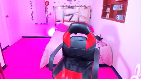 PERLA online show from 04.17.26