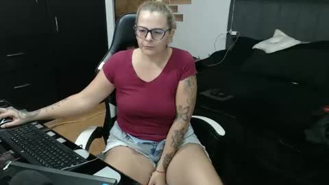 goloza online show from 03.04.26