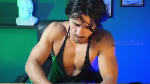 Snapshot of perseoo_88 chatting on 02.13.25 andres online show from 02.13.25