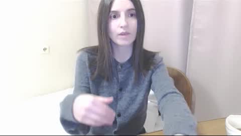 Snapshot of persephonex chatting on 12.18.25 persephonex online show from 12.18.25