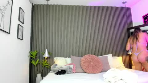 Snapshot of pervert_lizza chatting on 02.05.26 Lizza online show from 02.05.26