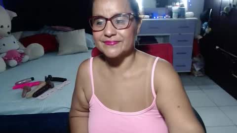 Snapshot of pervert_mommy_x chatting on 02.04.26 SAMY online show from 02.04.26