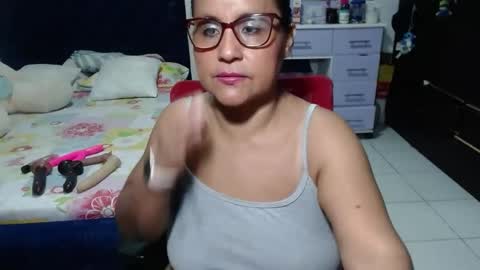 Snapshot of pervert_mommy_x chatting on 02.09.26 SAMY online show from 02.09.26