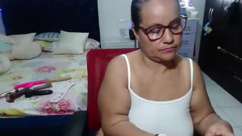 Snapshot of pervert_mommy_x chatting on 02.10.26 SAMY online show from 02.10.26