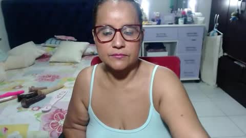 Snapshot of pervert_mommy_x chatting on 02.13.26 SAMY online show from 02.13.26