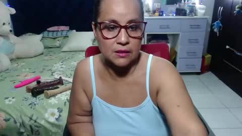 Snapshot of pervert_mommy_x chatting on 02.19.26 SAMY online show from 02.19.26