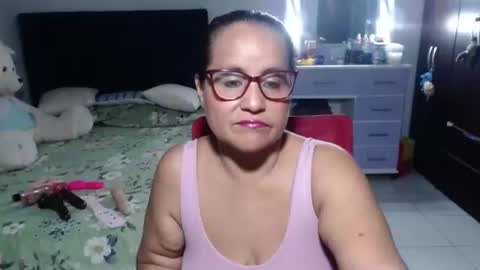 Snapshot of pervert_mommy_x chatting on 02.20.26 SAMY online show from 02.20.26