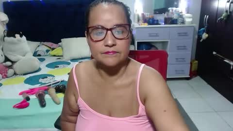 Snapshot of pervert_mommy_x chatting on 02.26.26 SAMY online show from 02.26.26