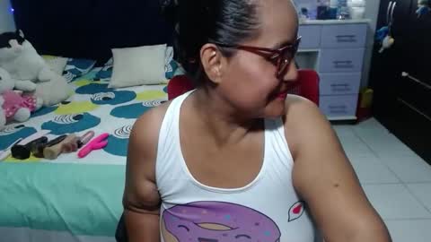 Snapshot of pervert_mommy_x chatting on 03.01.26 SAMY online show from 03.01.26