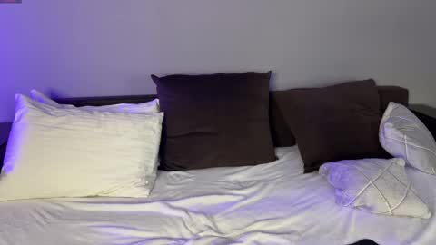 petalpage online show from 11.19.25