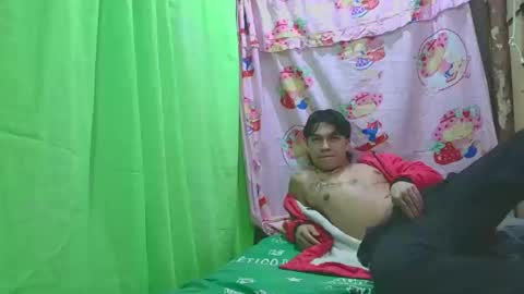 peteresmitd17 online show from 12.14.25