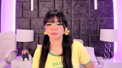 Im Rosse but u can call me Rossie or Rosita . online show from 01.13.25