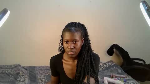 Anya online show from 10.18.25