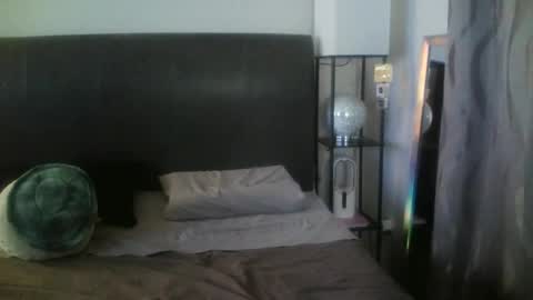 petite treat  online show from 07.03.26