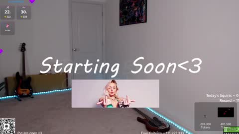 Snapshot of petitebrat chatting on 01.16.25 PiperAvery online show from 01.16.25