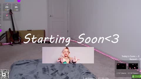 Snapshot of petitebrat chatting on 02.03.25 PiperAvery online show from 02.03.25