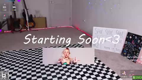 Snapshot of petitebrat chatting on 03.01.25 PiperAvery online show from 03.01.25
