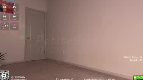 Snapshot of petitebrat chatting on 11.01.25 PiperAvery online show from 11.01.25