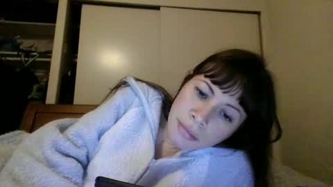 Snapshot of petitedoll30 chatting on 01.14.25 Petitedoll30 online show from 01.14.25