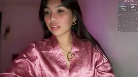 Snapshot of petitegirlx69 chatting on 02.18.26 miss lisa online show from 02.18.26