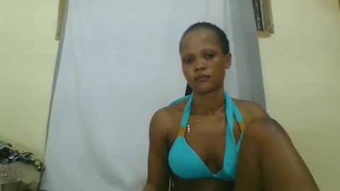 petitesmiley online show from 09.22.25