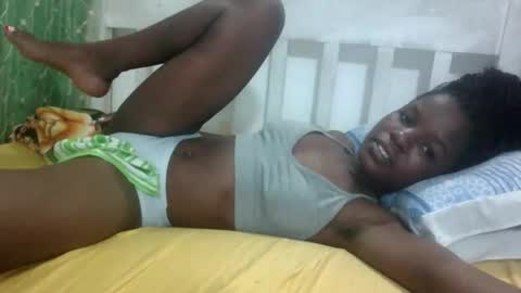 petitesweetchiq online show from 10.08.25