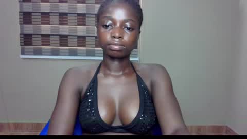 Snapshot of petitexxebony chatting on 06.09.26 petitexxebony online show from 06.09.26