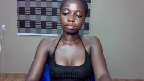 Snapshot of petitexxebony chatting on 06.14.26 petitexxebony online show from 06.14.26