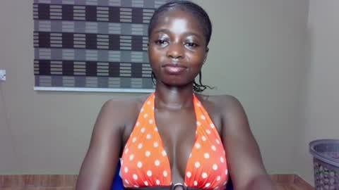 Snapshot of petitexxebony chatting on 07.06.26 petitexxebony online show from 07.06.26