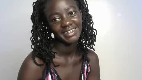 petitte_gyaal online show from 10.19.25