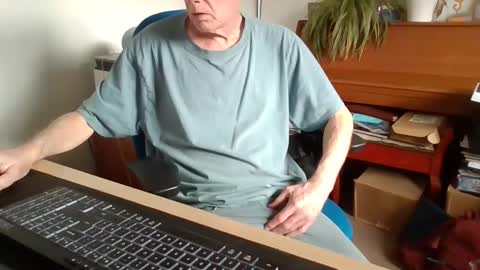 petitwilly online show from 04.21.26