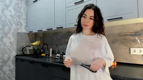 Emma online show from 12.16.24