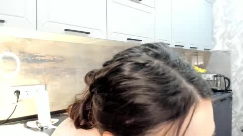 Emma online show from 12.20.24