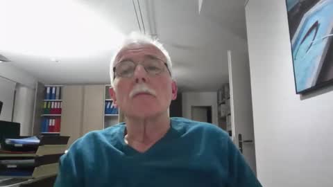 pgroove542707 online show from 04.01.26