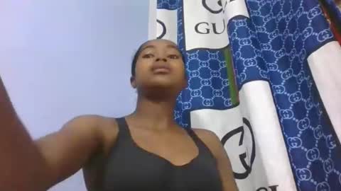 phania185885 online show from 02.26.26