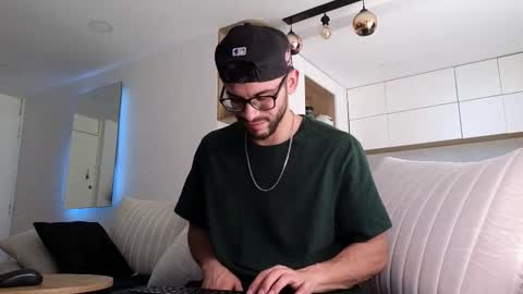 phantom_bigger1 online show from 11.27.25