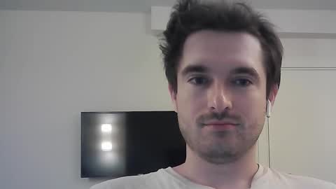 Snapshot of philborison chatting on 09.12.25 PhilipBorison online show from 09.12.25