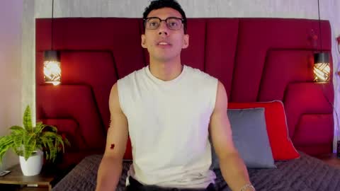 Milo online show from 04.10.26