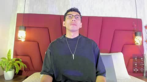 Milo online show from 04.11.26