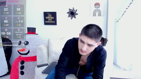 Snapshot of philiprich chatting on 12.24.24 philiprich online show from 12.24.24