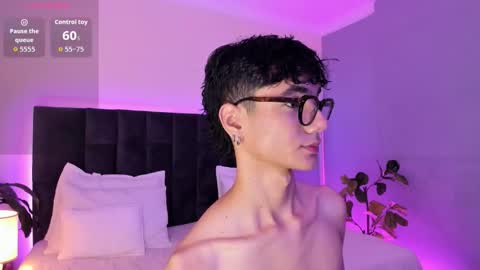 Phillip online show from 11.03.25