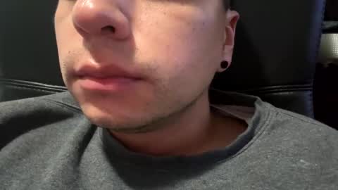 phillip_112233 online show from 10.19.25