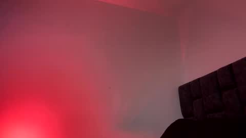 Snapshot of phillip_brownn chatting on 04.09.26 PHILLIP online show from 04.09.26