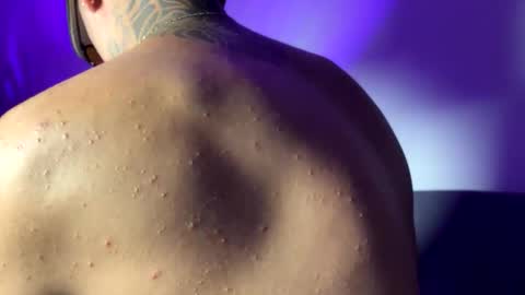 Snapshot of phillip_brownn chatting on 04.15.26 PHILLIP online show from 04.15.26