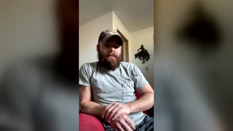 Snapshot of phillipbeech86 chatting on 12.16.25 phillipbeech86 online show from 12.16.25