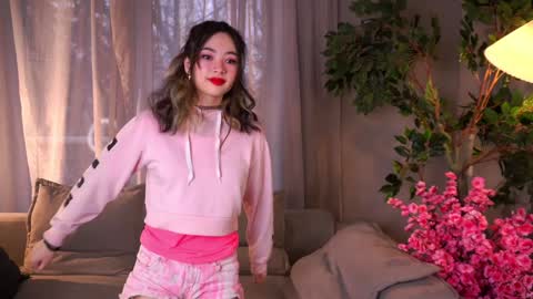 Hitomi oo online show from 12.15.24