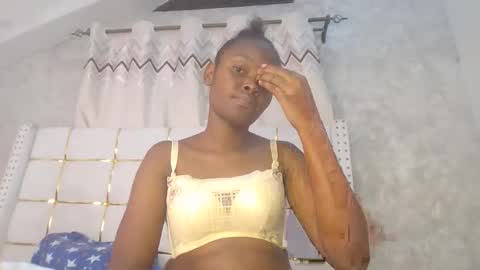 Snapshot of phoebe015 chatting on 01.31.26 phoebe online show from 01.31.26