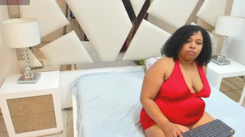 phyllisdunbar online show from 04.08.26