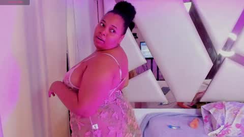 phyllisdunbar online show from 04.14.26